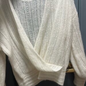 Elegant White SEZANE Women's Sweater